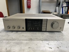 Amplificatore stereo integrato