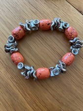 Bracciale colorato fatto a mano