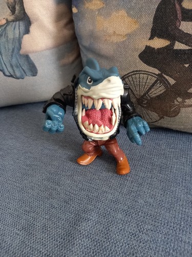 Vintage street sharks - street,