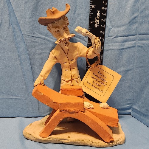 Statuina dentista cowboy