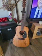 1975 Martin D-18