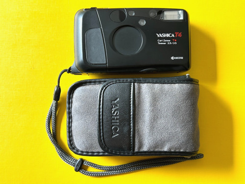 Yashica con carl - con,