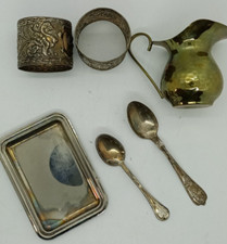 Lotto Cucchiaini placcati argento + brocca ottone + piattino e ferma tovaglioli