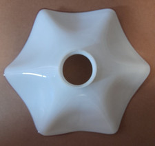 VETRO LAMPADARIO ANNI 20 VETRO OPALINE BIANCO CON BORDO ROSSO originale cm. 26