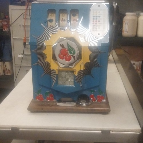 Vintage mechanical slot - mechanical,