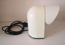 Lampada Oliver prodotta da Lumenform - Designer Paolo Piva