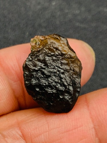 Tektite grezza moldavite - grezza,