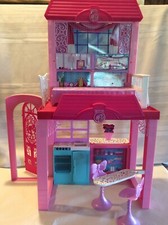 Barbie Glam Casa Vacanze 2012