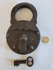 GRANDE LUCCHETTO ANTICO VECCHIO VINTAGE CON CHIAVE FINE ‘800 OLTRE 1 KG PADLOCK