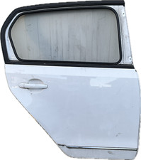 Porta portiera posteriore destra VOLKSWAGEN UP anno 2012 bianca ricambio