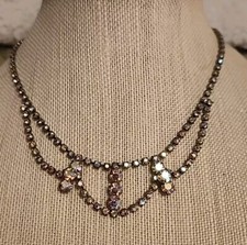 Collana 17" costume formale