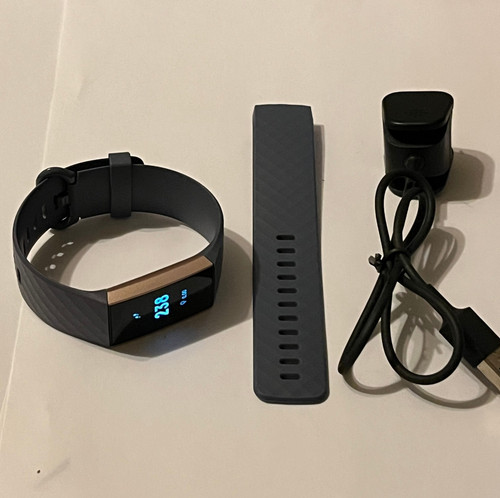 Fitbit charge fitness - fitbit,