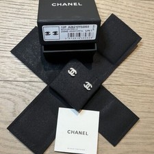 Autentici orecchini Chanel vintage CC loghi STRASS borchia tono argento piccoli