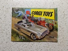 CATALOGO VTG 1966 CORGI TOYS CATALOG BROCHURE JAMES BOND 007 ASTON MARTIN DB5