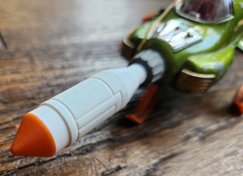 Detailed dinky white orange - white,