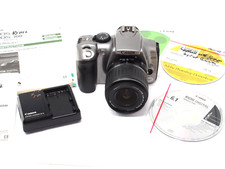 Canon EOS 300D 6,3 megapixel fotocamera reflex digitale con obiettivo zoom 18-55 mm