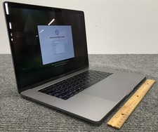 Apple MacBook Pro A1990 2018 2K 15,4" computer portatile i7-8750H 32 GB RAM 256 GB NVMe