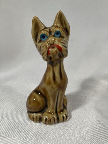 Statuina ceramica cane marrone