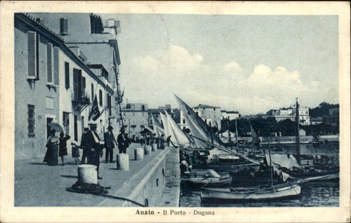Anzio lazio darsena porto - anzio,