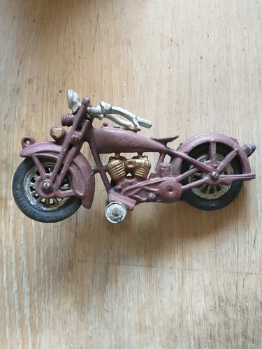 Statuina moto epoca in - d'epoca,