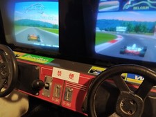 VIDEOGAME CABINATO FINAL LAP R  NAMCO PROVA L'EBBREZZA DELLA SIMULAZIONE  IN F 1