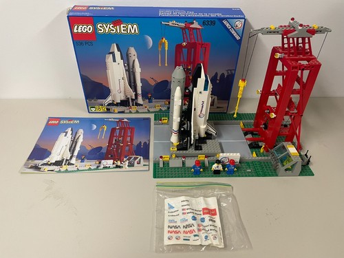 Lego town shuttle launch - town:, pad