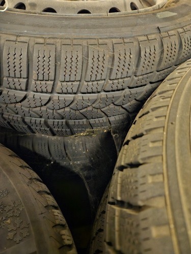 Cerchi ferro con gomme - cerchi,