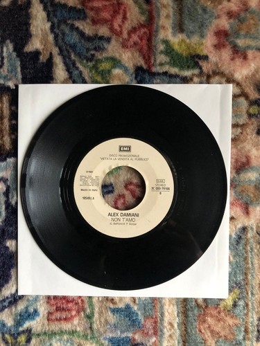 Vinile giri non - -,