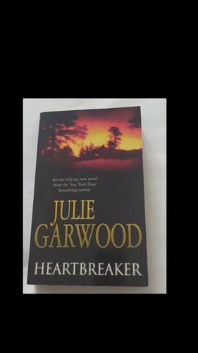Julie garwood heartbreaker - garwood:,