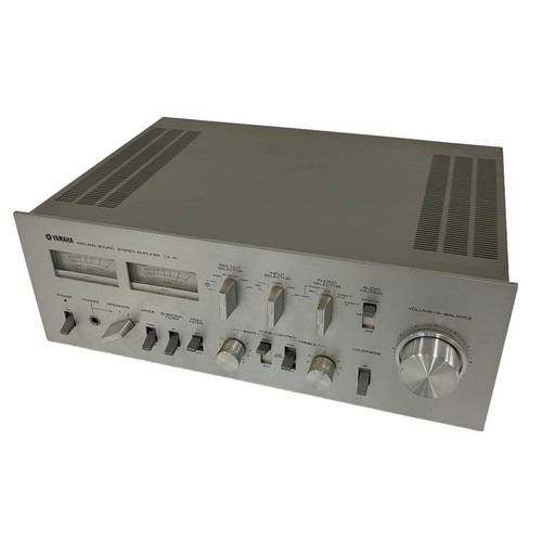 Amplificatore stereo integrato