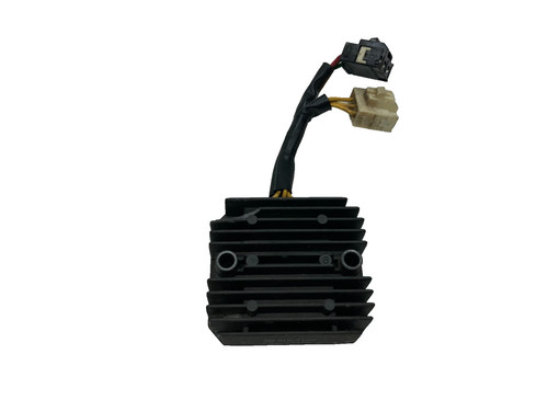 Regolatore tensione voltage - regolatore,