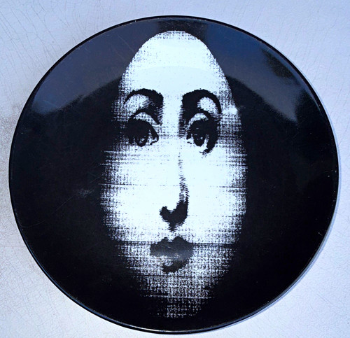 Fornasetti tema variazioni - e,