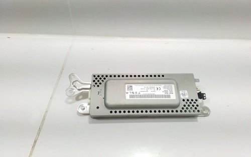 Radio tesla model 2022 - radio, /