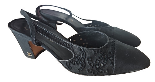 Chanel classic slingback - chanel,