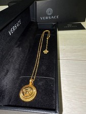 Collana con ciondolo