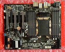 Scheda madre Gigabyte C621-SU8 server LGA3647 ATX DDR4 - mai usata