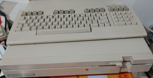 Commodore 128 tastiera - c, d