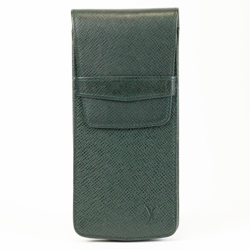 Louis vuitton taiga - taiga, custodia