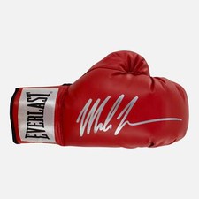 Guantone da boxe rosso firmato