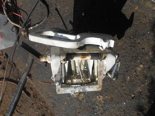 Etrier support moteur 30cv - etrier, 30