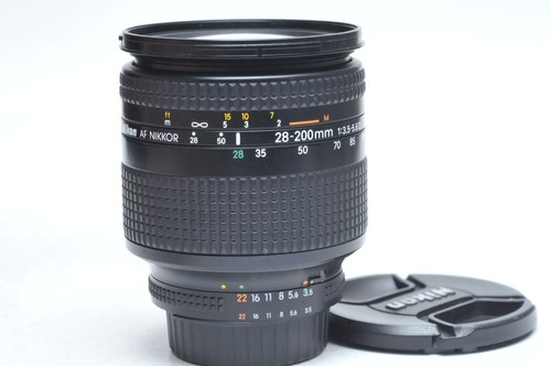 Nikon nikkor 200 mm - 28-200,