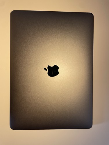 Apple macbook pro 2017 - macbook,