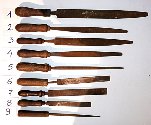 Vecchi antichi attrezzi - vecchi,
