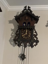Antico orologio a cucù casa