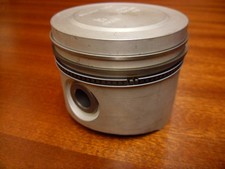 RENAULT 5 GT TURBO NUOVO MOTORE PISTONE STANDARD COMPRESSIONE FORI + ANELLI 76MM