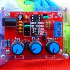 Generatore di forme d'onda per XR2206 per applicazioni e progetti educativi