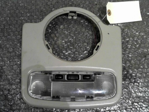Luce cortesia ford fiesta - luce, di