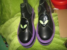 stivali alieni nuovi 7 nuovi