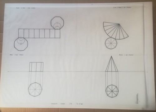 Una tavola disegno tecnico - disegno,