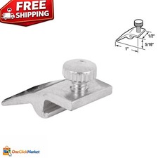 Clip per pannello porta